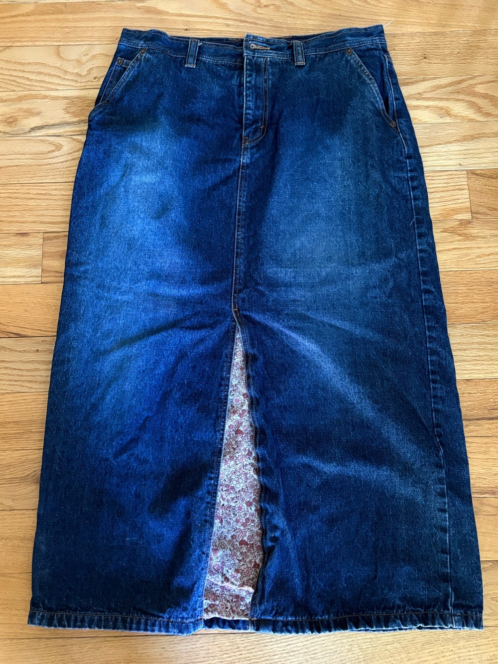 Eddie Bauer Dark Blue Straight-Leg Denim Skirt with Front Slit